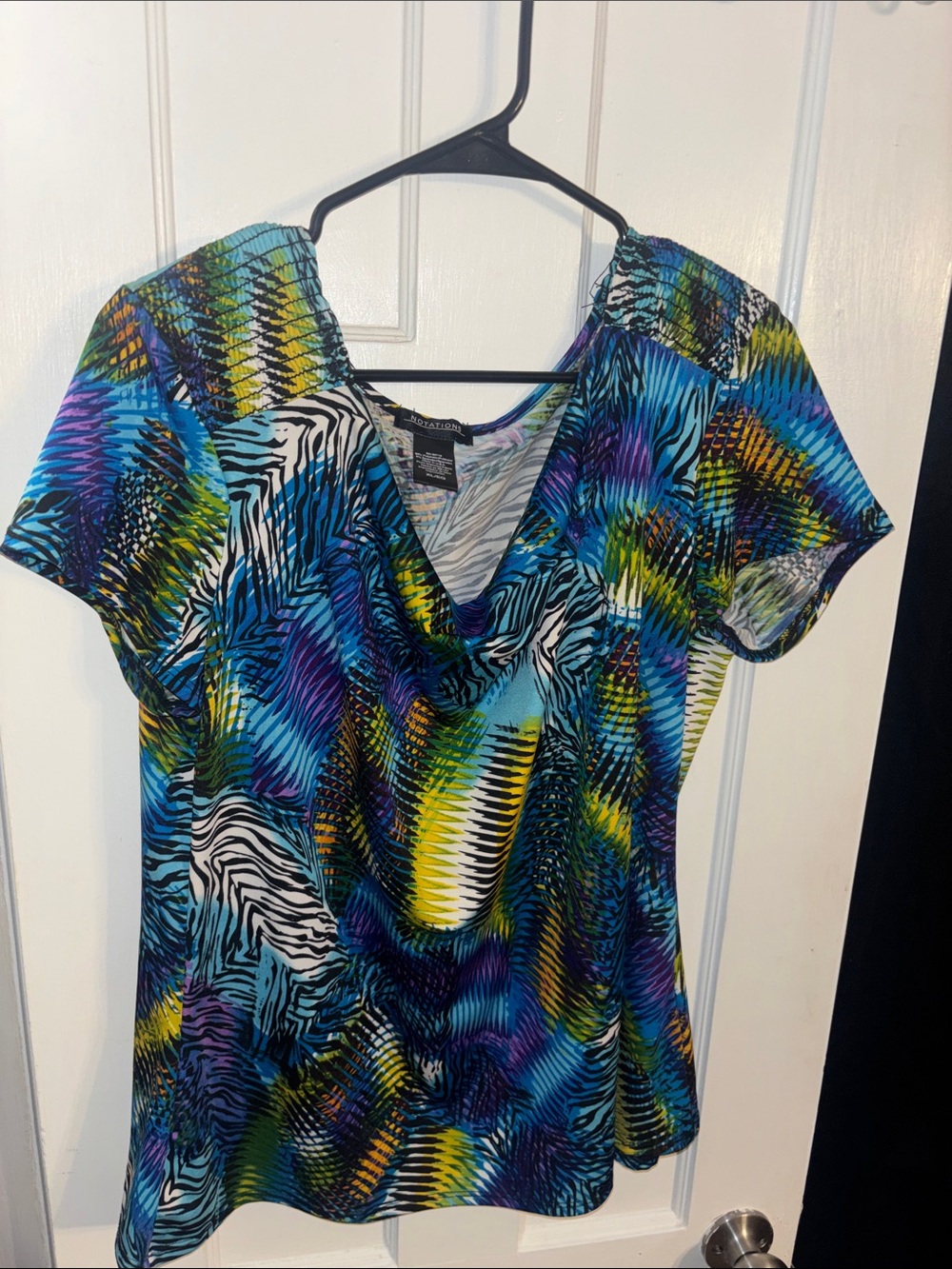 Notations Teal Multi-Color Abstract Zebra-Print V-Neck Top